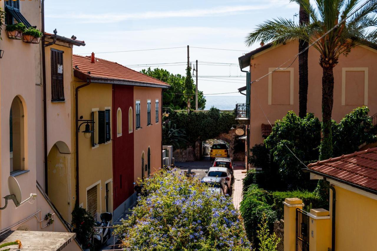 New Fishermans House Seaside, Air Conditioning & Wi-Fi Bordighera Eksteriør billede